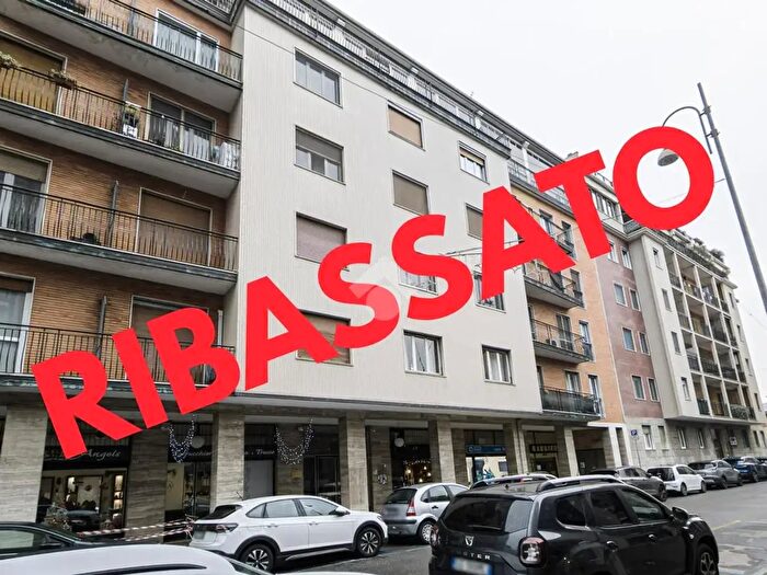 Appartamento trilocale in vendita in Via della Libertà, San Donato Milanese