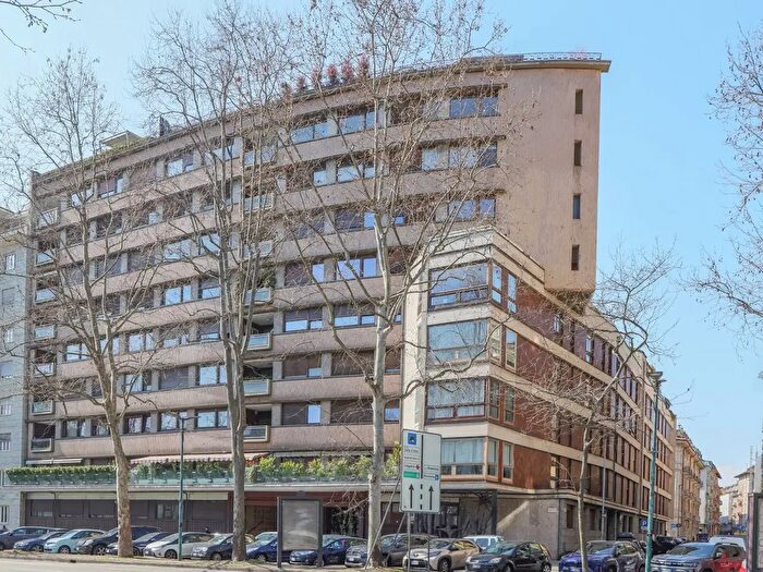 Appartamento trilocale in vendita in Corso Massimo dAzeglio, Torino