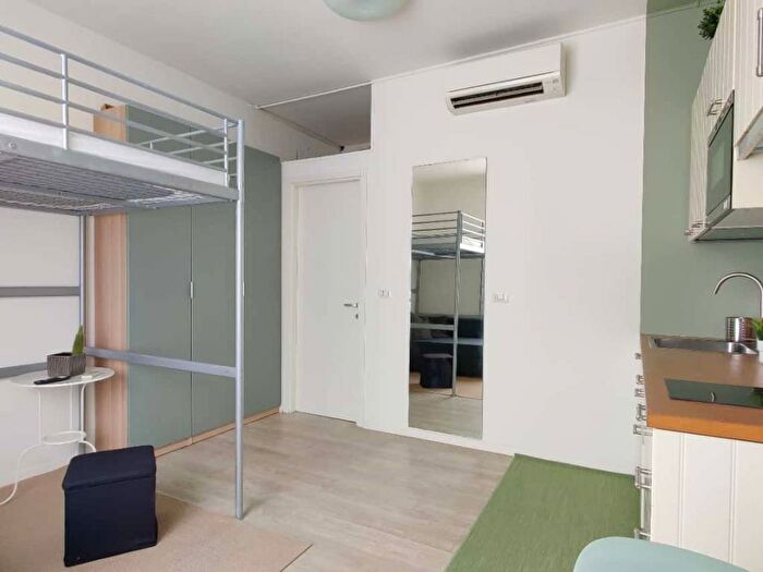 Appartamento monolocale in affitto in Viale Bligny, Bocconi, Milano