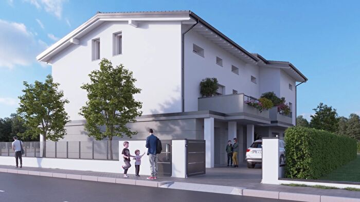 Appartamento quadrilocale in vendita in Via Vittime delle Mafie Snc, San Pietro In Casale