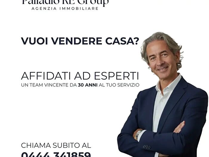 Casa quadrilocale in vendita in Contrà Chiesa Santa Caterina, Vicenza