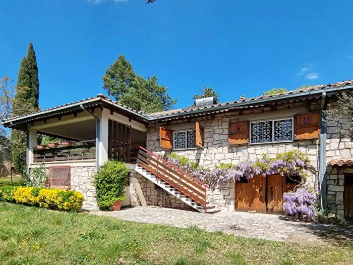 Casa con 5 locali in vendita in Località Vallicelli, Torricella In Sabina