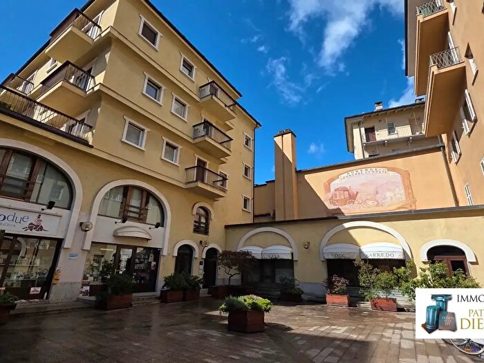 Appartamento bilocale in affitto in Piazza Chanoux, Aosta