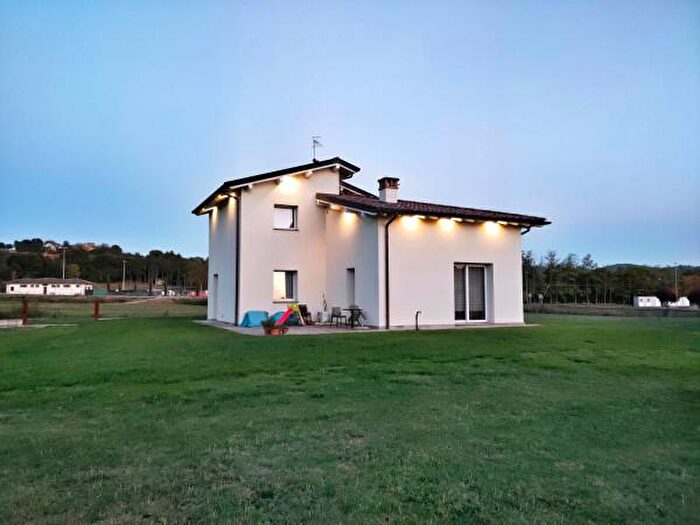 Casa quadrilocale in vendita in Via della Reglia, Monterchi