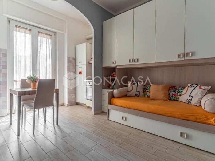 Appartamento monolocale in affitto in Via dei Cinquecento, Corvetto, Milano