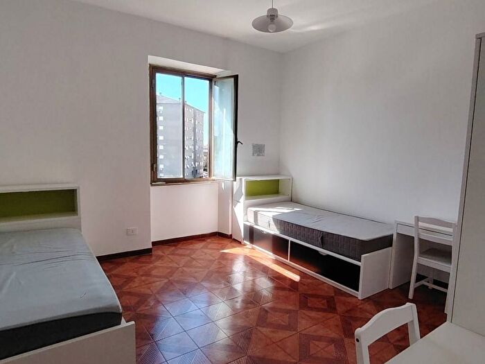 Appartamento quadrilocale in affitto in Via delle Rondini, Tor Tre Teste Torre Maura, Roma