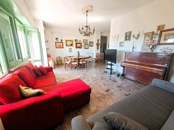 Appartamento con 5 locali in vendita in Via Rimembranze, Amelia