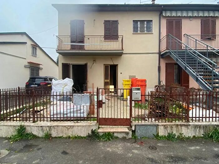 Casa con 5 locali in vendita in Via dellOrto, Scandicci