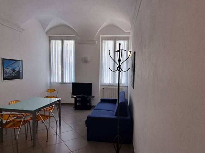 Appartamento bilocale in affitto in Via Vittorio Veneto, Centro, Alassio