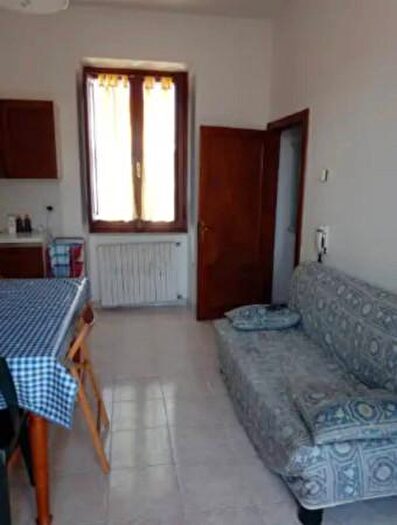 Appartamento quadrilocale in vendita in Via Sonnino, Santa Teresa Gallura