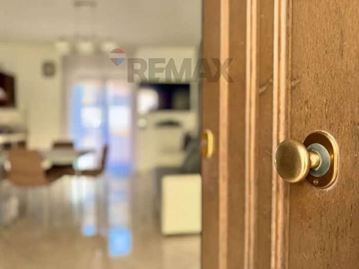 Appartamento bilocale in vendita in Via Parrocchia, Marano Di Napoli