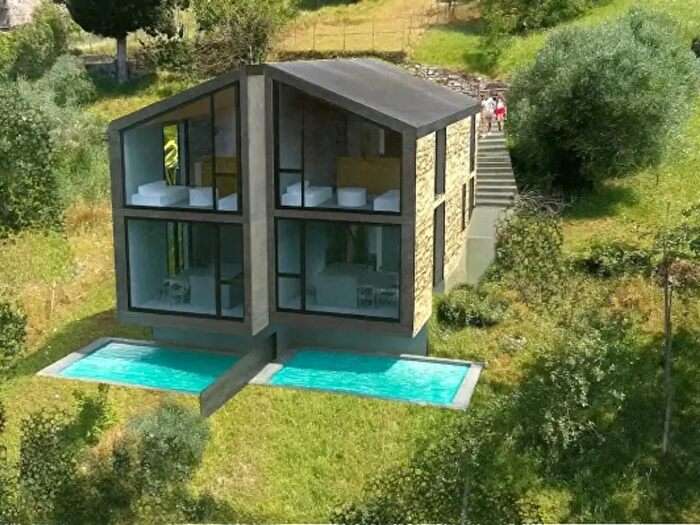 Casa con 6 locali in vendita in Gravedona ed Uniti