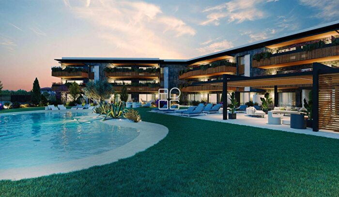 Appartamento trilocale in vendita in Via Venezia, Desenzano Del Garda