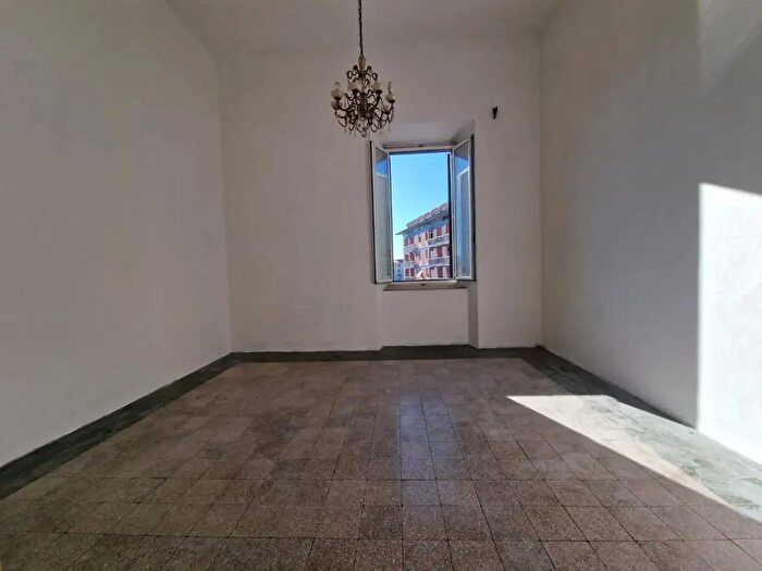 Appartamento trilocale in vendita in Livorno