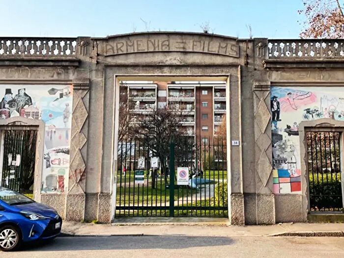 Case in Vendita e in Affitto - 2