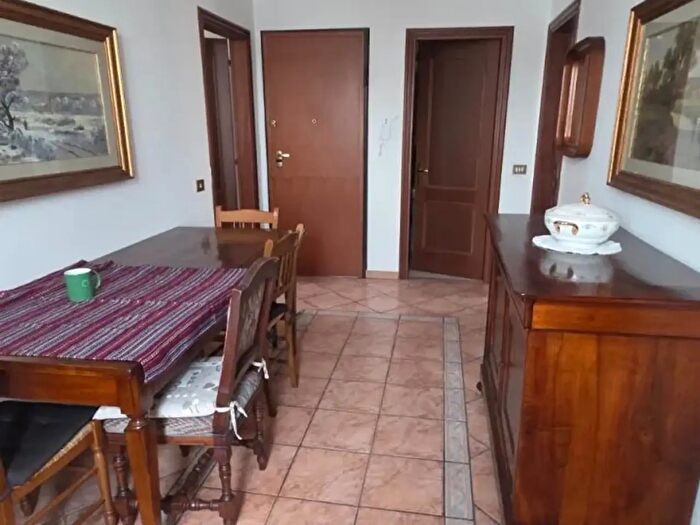 Appartamento trilocale in vendita in Via Claudia, Maranello