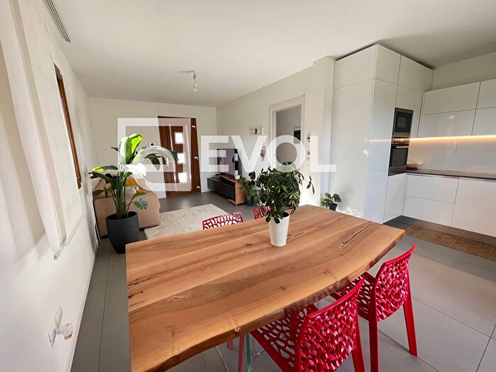 Casa con 6 locali in vendita in Via Belvedere, Reana del Rojale