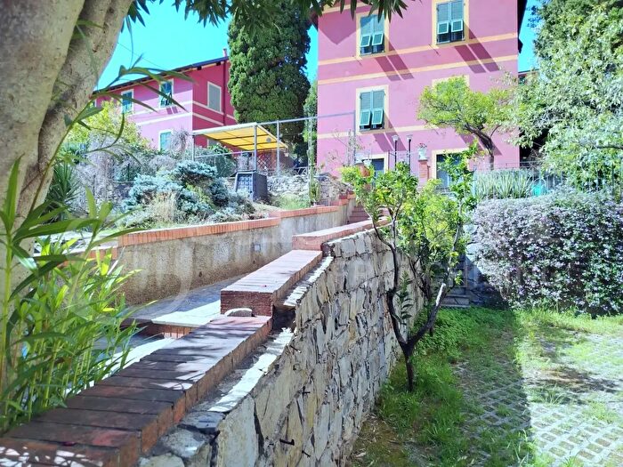 Appartamento quadrilocale in affitto in Santa Margherita Ligure