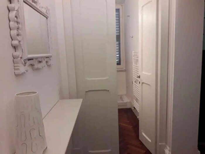 Appartamento con 6 locali in vendita in Via Carlo Maratta, Ancona