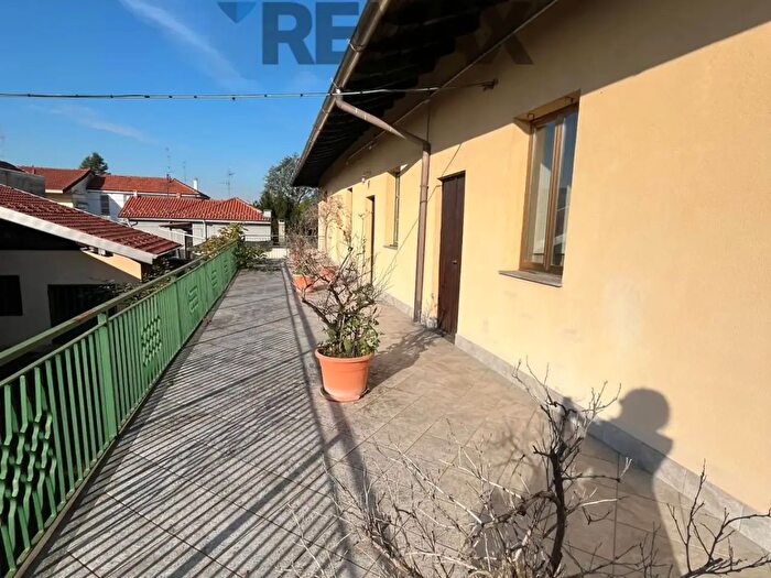 Case in Vendita e in Affitto - 3