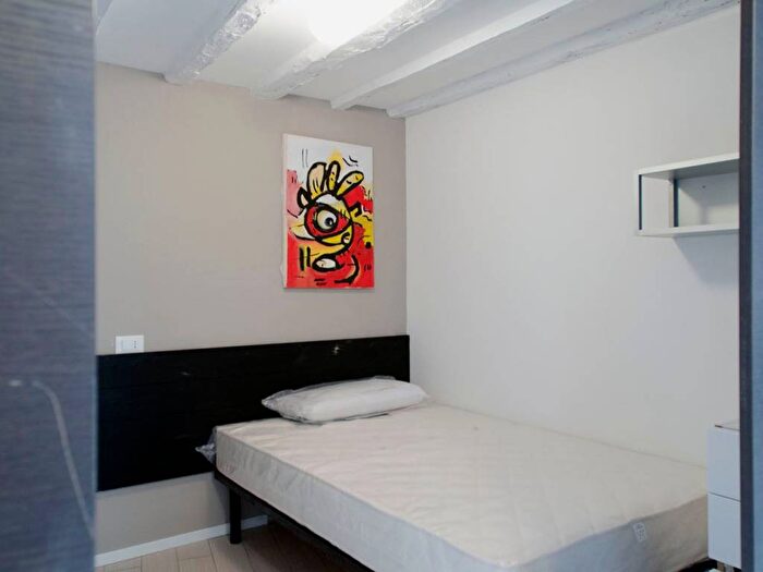 Appartamento monolocale in affitto in Via del Bosco, Largo Barriera Ospedale Maggiore, Trieste