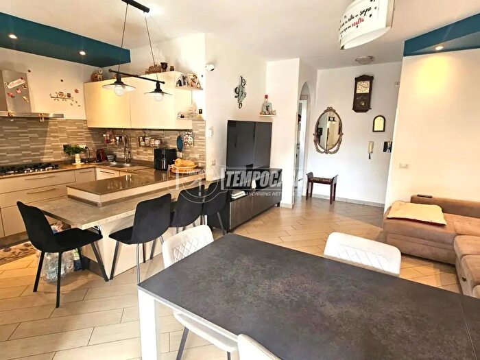 Appartamento trilocale in vendita in Via Sergio Allegri, Collegno