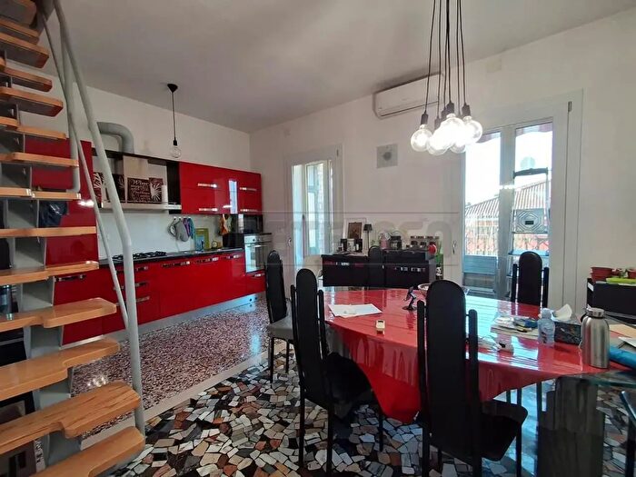 Appartamento quadrilocale in vendita in Vicenza