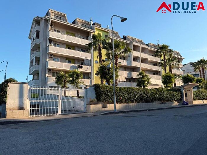Appartamento quadrilocale in vendita in Via delle Querce, TrentolaDucenta