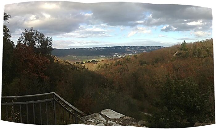 Casa con 8 locali in vendita in Locorotondo