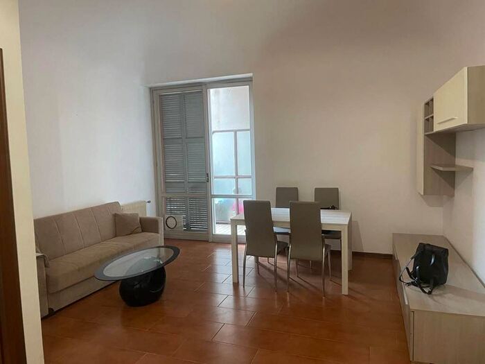 Appartamento trilocale in affitto in Via Giuseppe Taverna, Via Taverna Ospedale, Piacenza