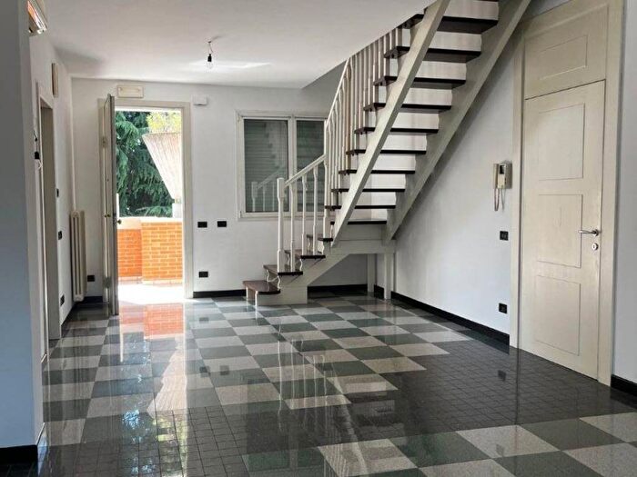 Appartamento con 6 locali in affitto in Via Roma, Centro, Galliera Veneta