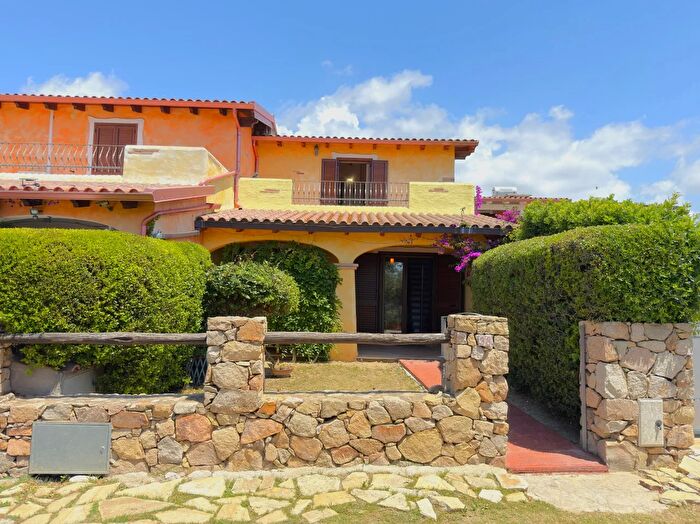 Casa trilocale in vendita in Via Is Ciappas, SantAnna Arresi