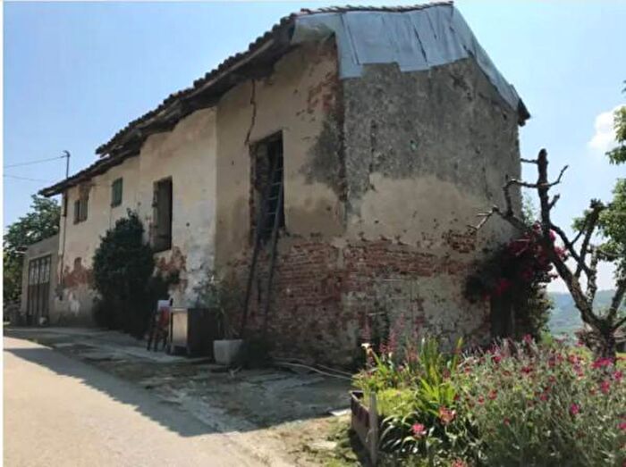 Casa bilocale in vendita in Frazione San Defendente, Canale