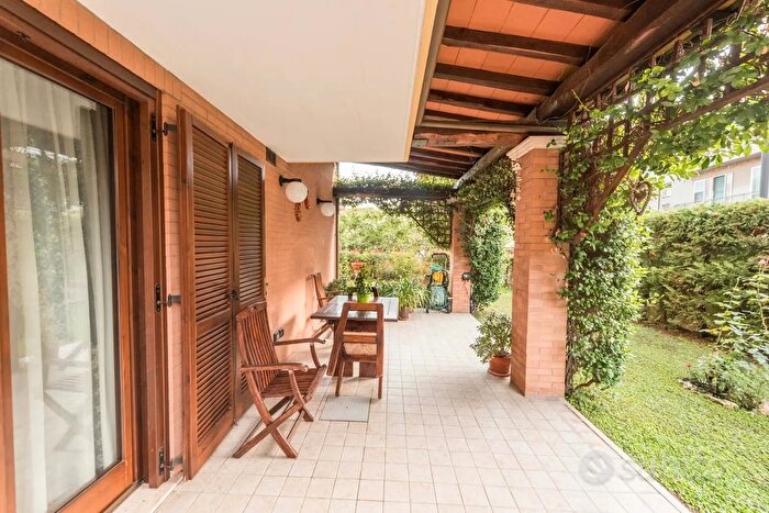 Casa con 7 locali in vendita in Pescara