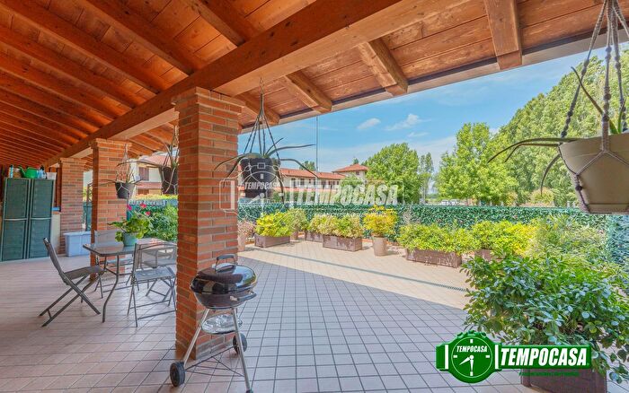 Appartamento trilocale in vendita in Cascina Colombarolo, San Martino Siccomario