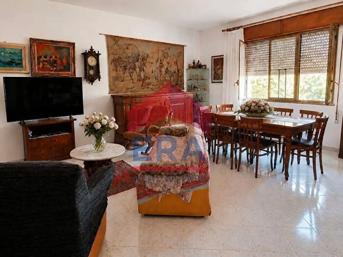 Casa quadrilocale in vendita in Strada Isolotto, Misiliscemi