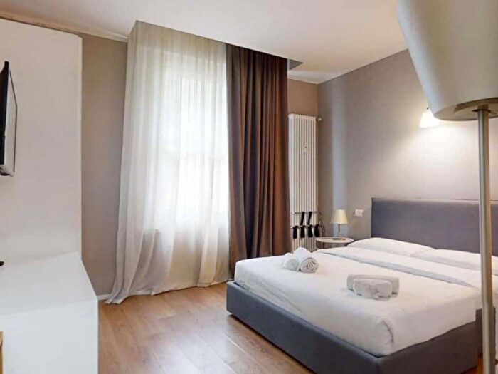 Appartamento bilocale in affitto in Via Carlo Freguglia, Guastalla, Milano