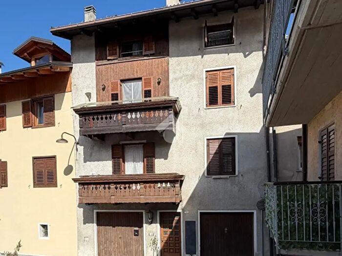 Appartamento trilocale in vendita in Via San Rocco, Spormaggiore