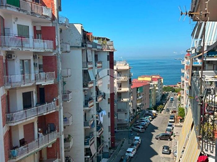 Appartamento quadrilocale in affitto in CUPA OSPEDALE, Torre del Greco