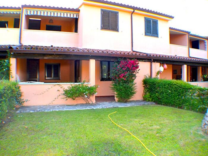 Appartamento bilocale in affitto in Via degli Ulivi, Centro, San Teodoro