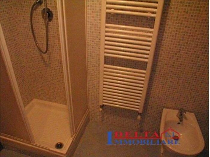 Appartamento trilocale in vendita in Via Massimino Carrai, Castellina Marittima