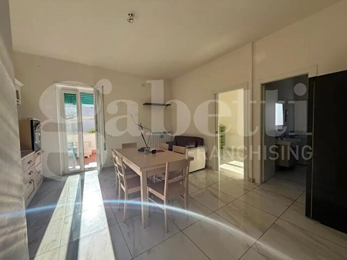 Appartamento trilocale in vendita in Via Monte Fumaiolo, Nettuno