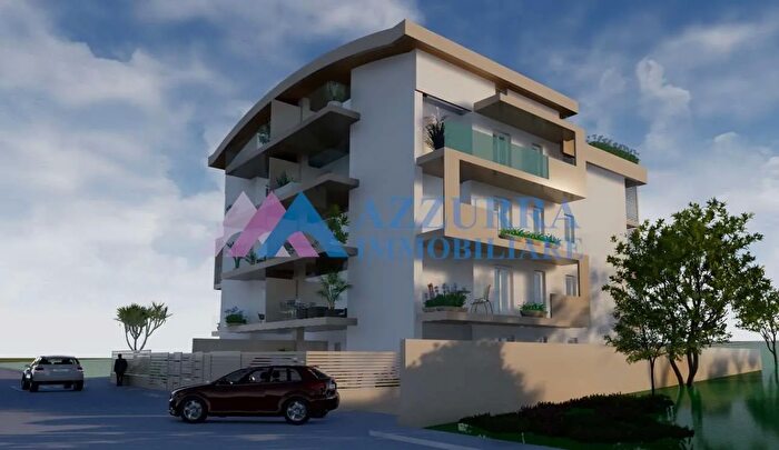 Appartamento con 5 locali in vendita in San Salvo