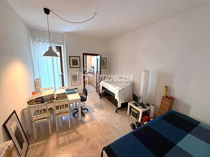 Appartamento bilocale in vendita in Via Vezzolano, Torino