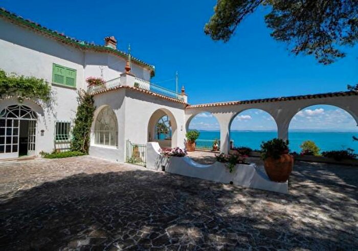 Appartamento quadrilocale in affitto in Località Punta Nera, Monte Argentario