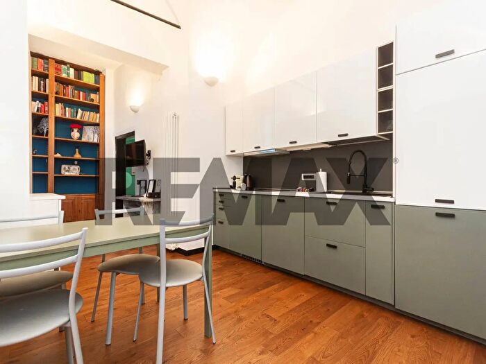 Appartamento quadrilocale in vendita in Genova