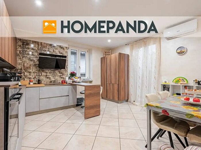 Appartamento quadrilocale in vendita in Via Nicolò Barberis, Torino