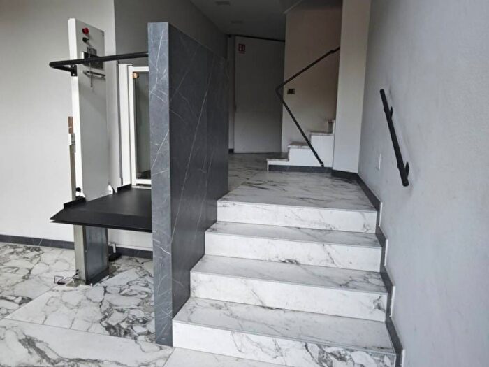 Appartamento con 5 locali in affitto in Via Borgo Vico, Villa Olmo, Como
