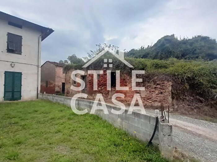 Casa con 5 locali in vendita in Fucecchio