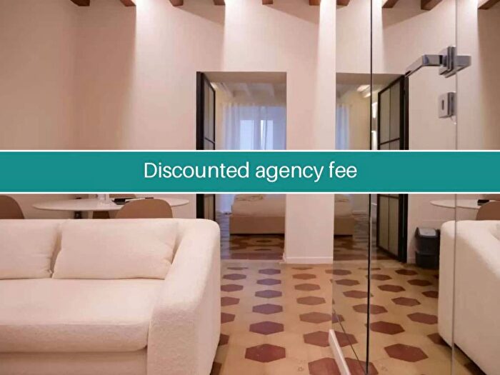 Appartamento bilocale in affitto in Via Castelfidardo, Moscova, Milano